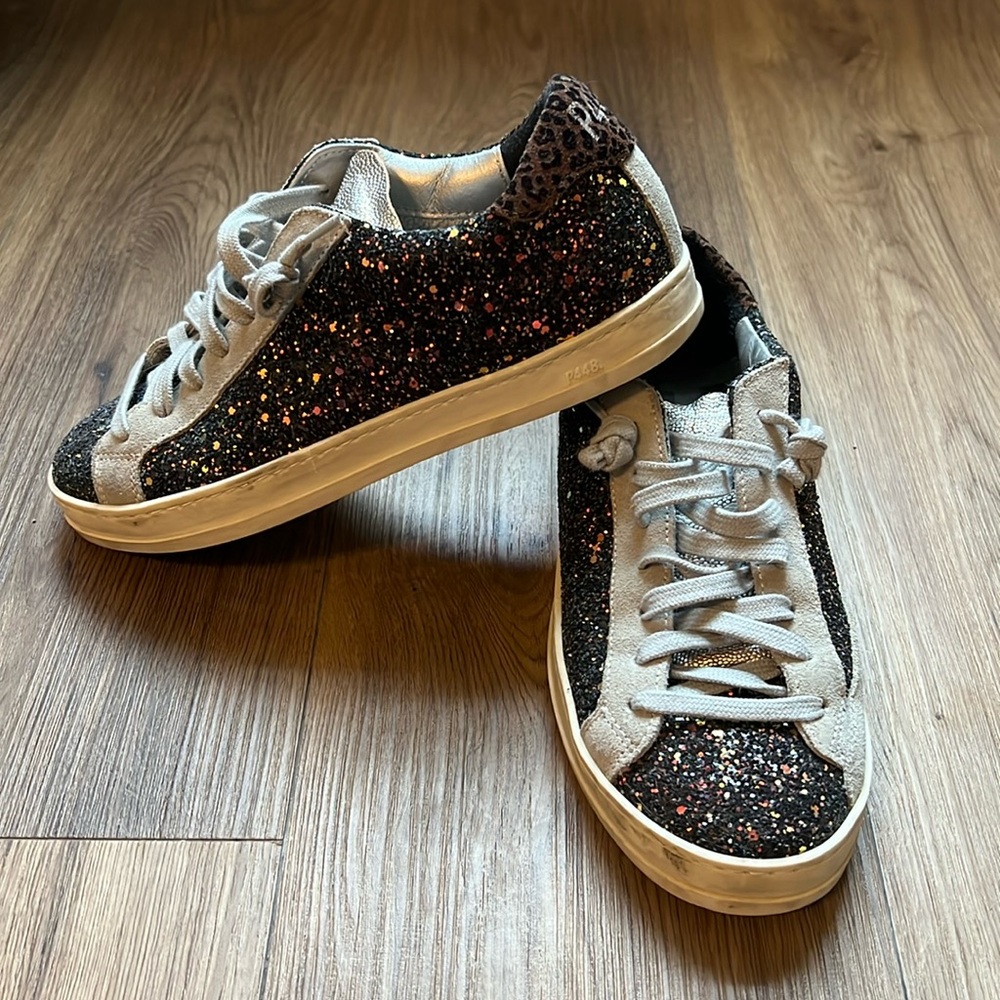 P448 John Glitter Low Top Sneaker